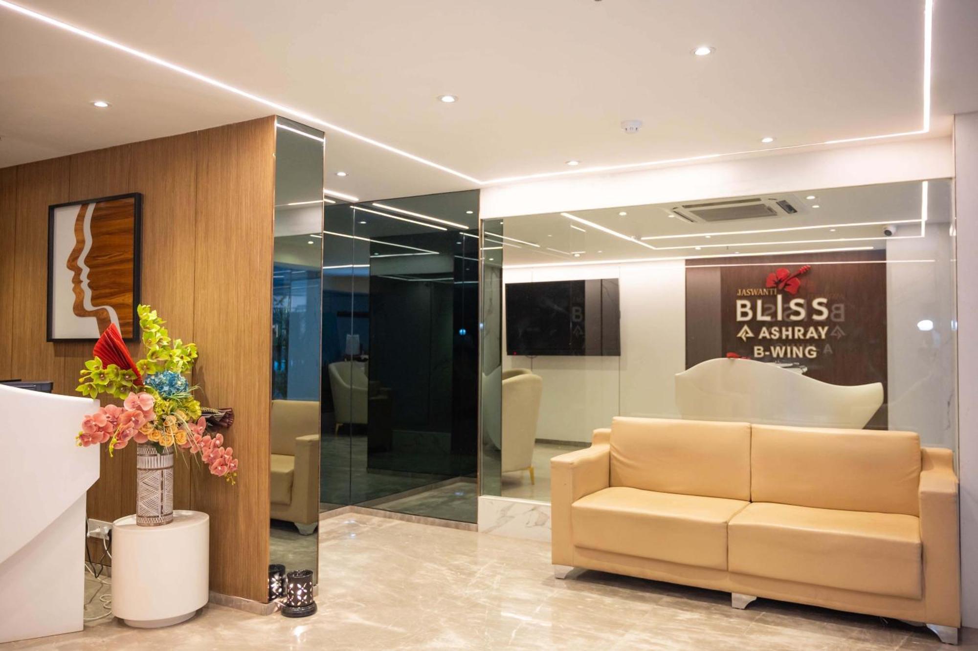 Z Bliss Suites, Bkc Bombaj Zewnętrze zdjęcie