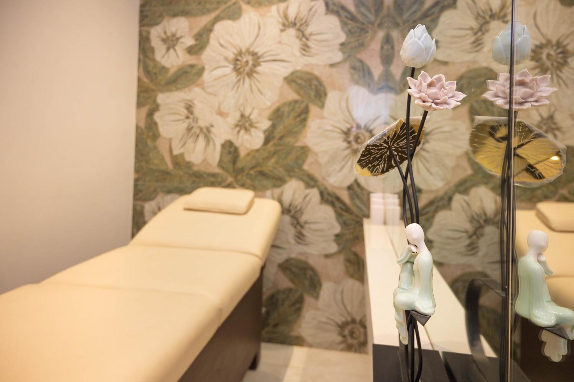 Z Bliss Suites, Bkc Bombaj Zewnętrze zdjęcie